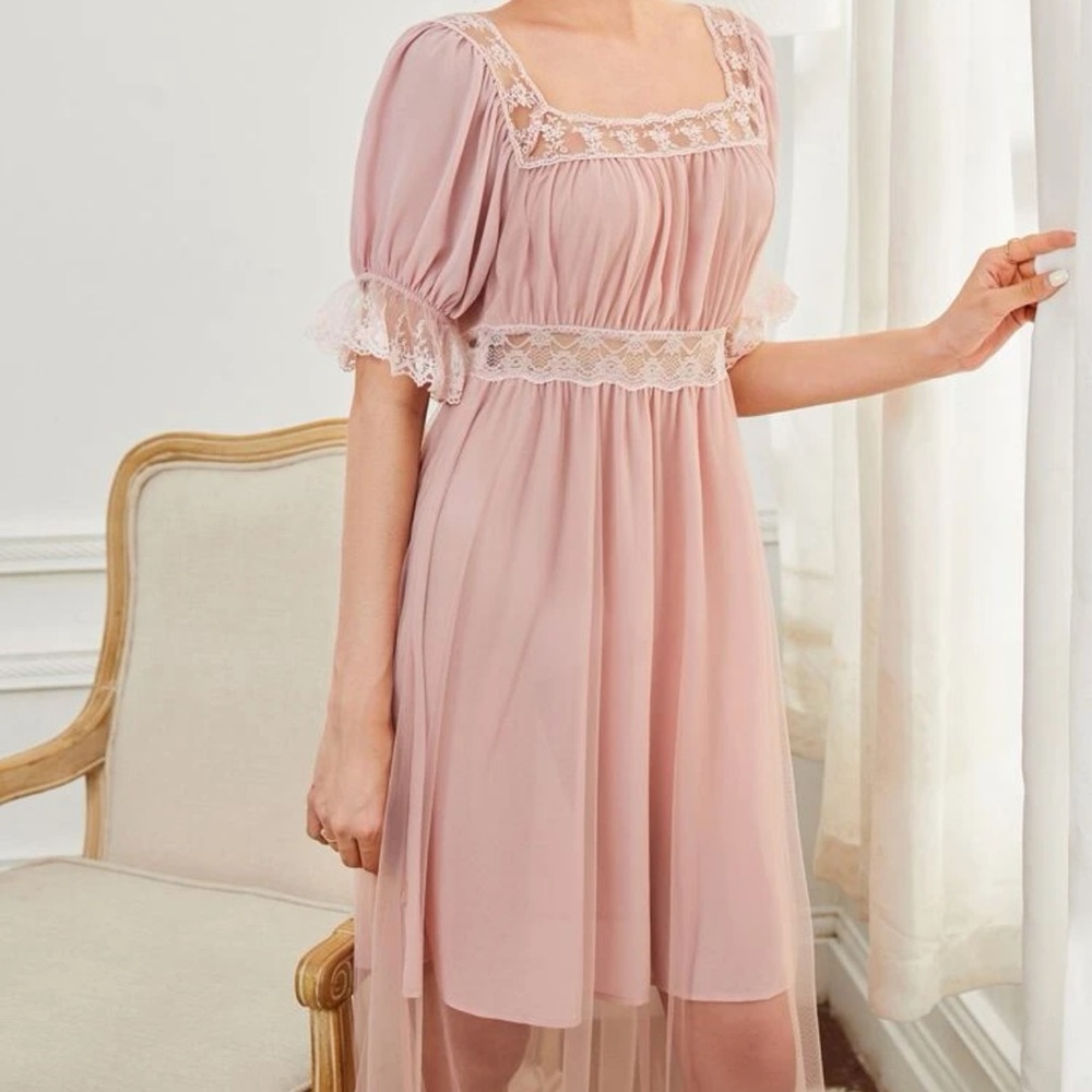 $6 NIGHTDRESS SIZE MED. $6 if bundled - Picture 4 of 8
